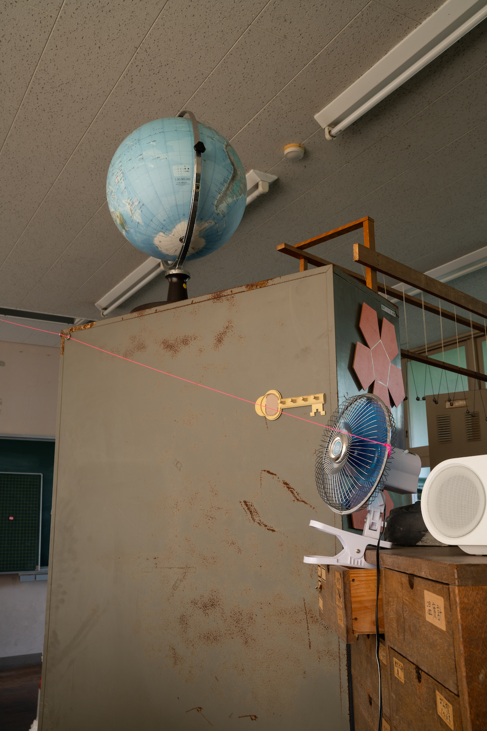 Each Day Begins with the Sunrising and ends with the Sunsetting